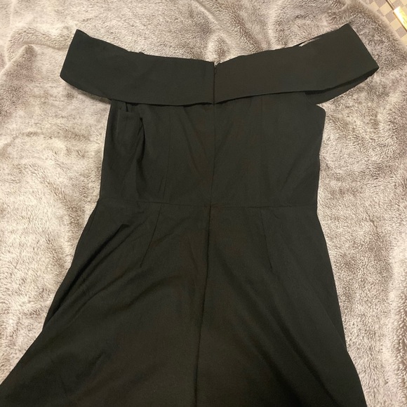 She + Sky Off The Shoulder Black Romper - Picture 3 of 4